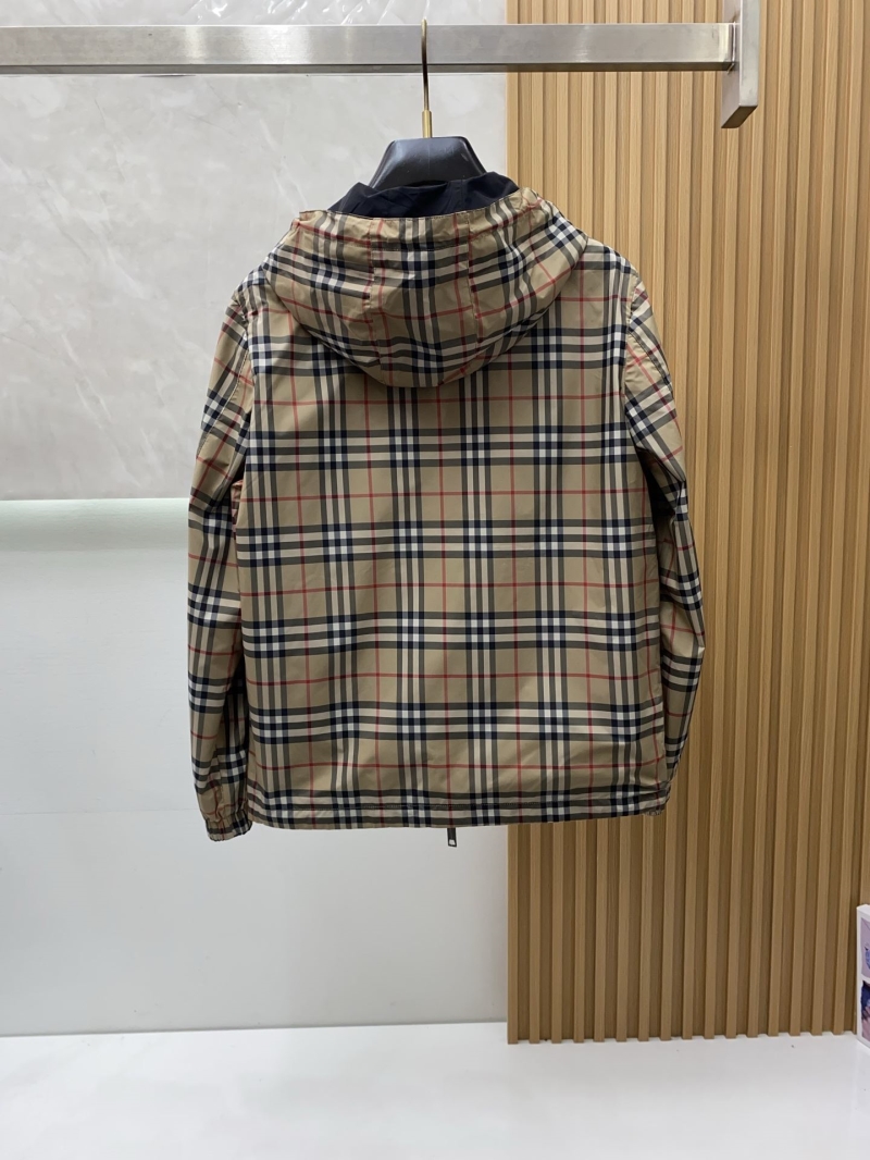 Bv*b*rry outwear